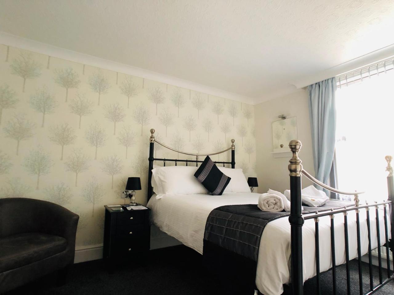 Hotel Glenorleigh à Torquay Extérieur photo